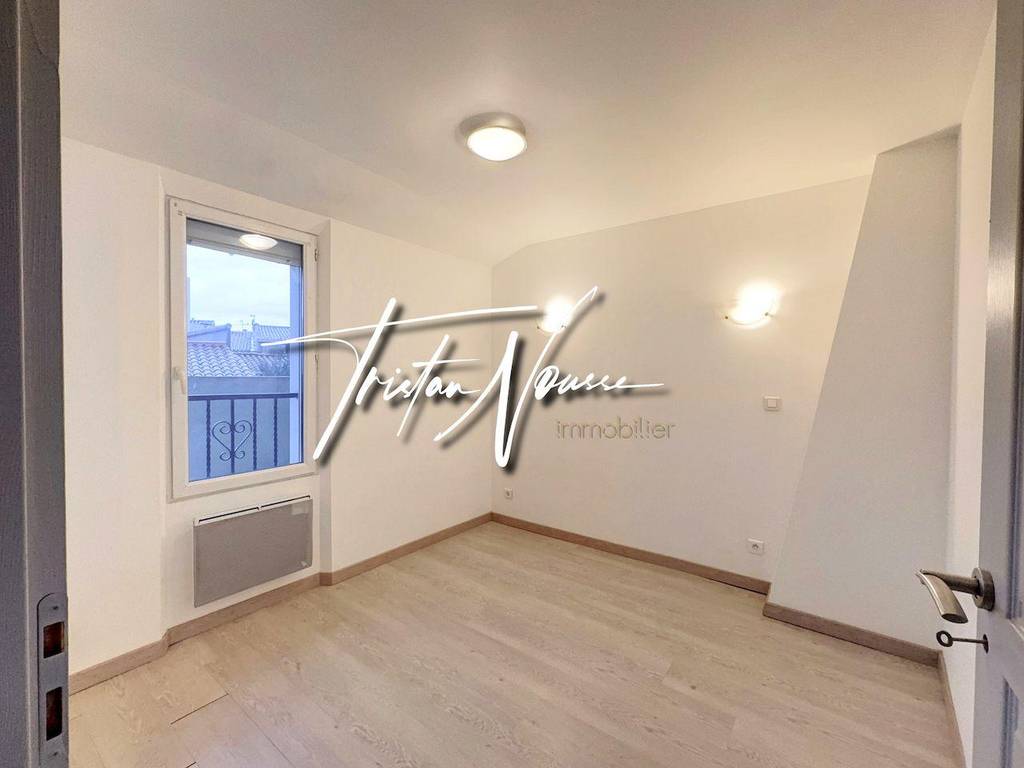 Maison village Théza